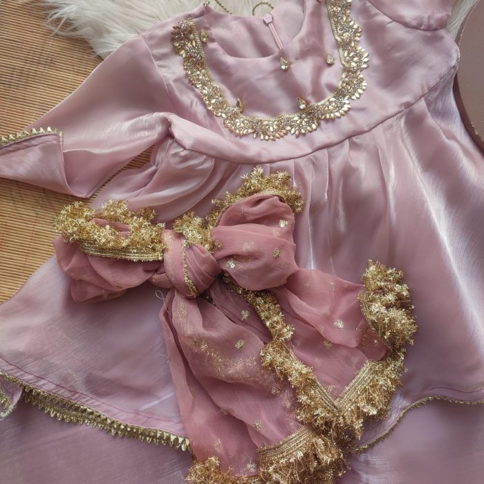 peplumsets (1) peplumsets (1)